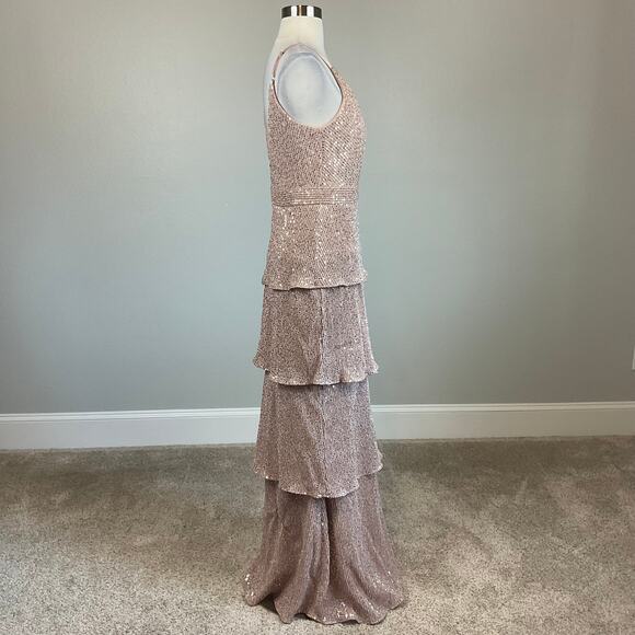 Rose Gold Sequined Evening Gown Pink Size 4 Tiered A-Line Formal Dress by AQUA - Picture 4 of 12